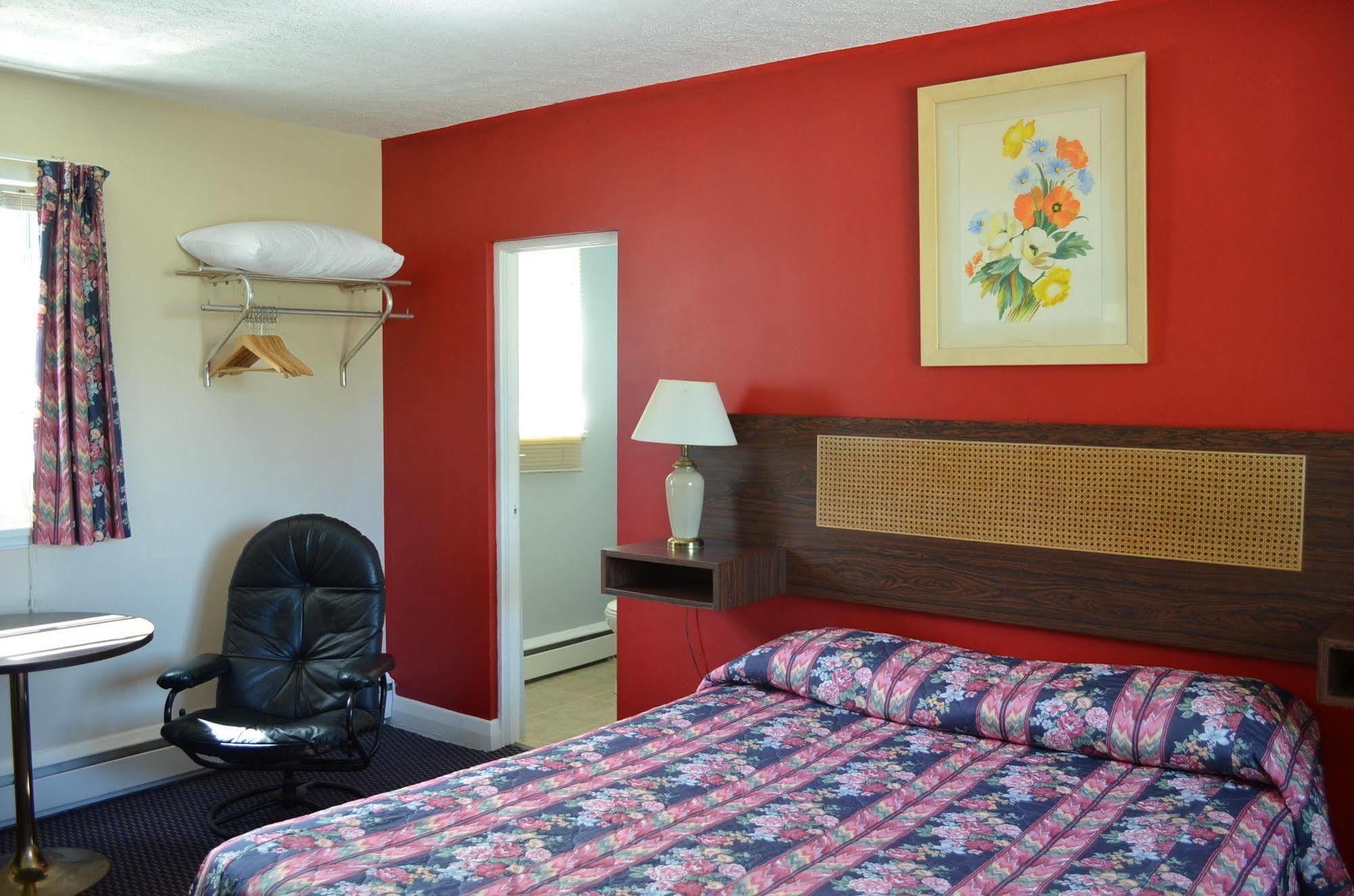 Walkerton Inn Motel Екстериор снимка