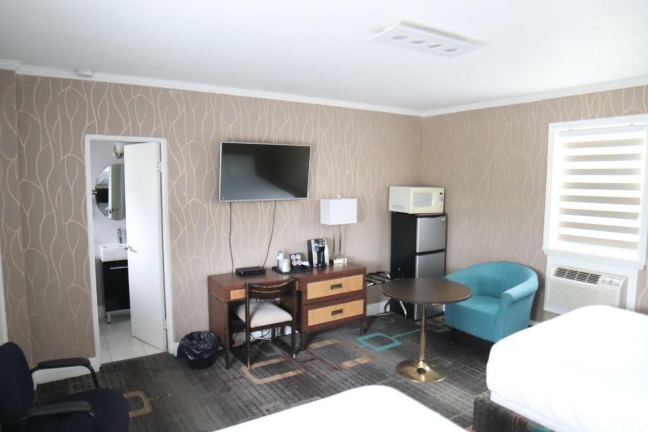 Walkerton Inn Motel Екстериор снимка
