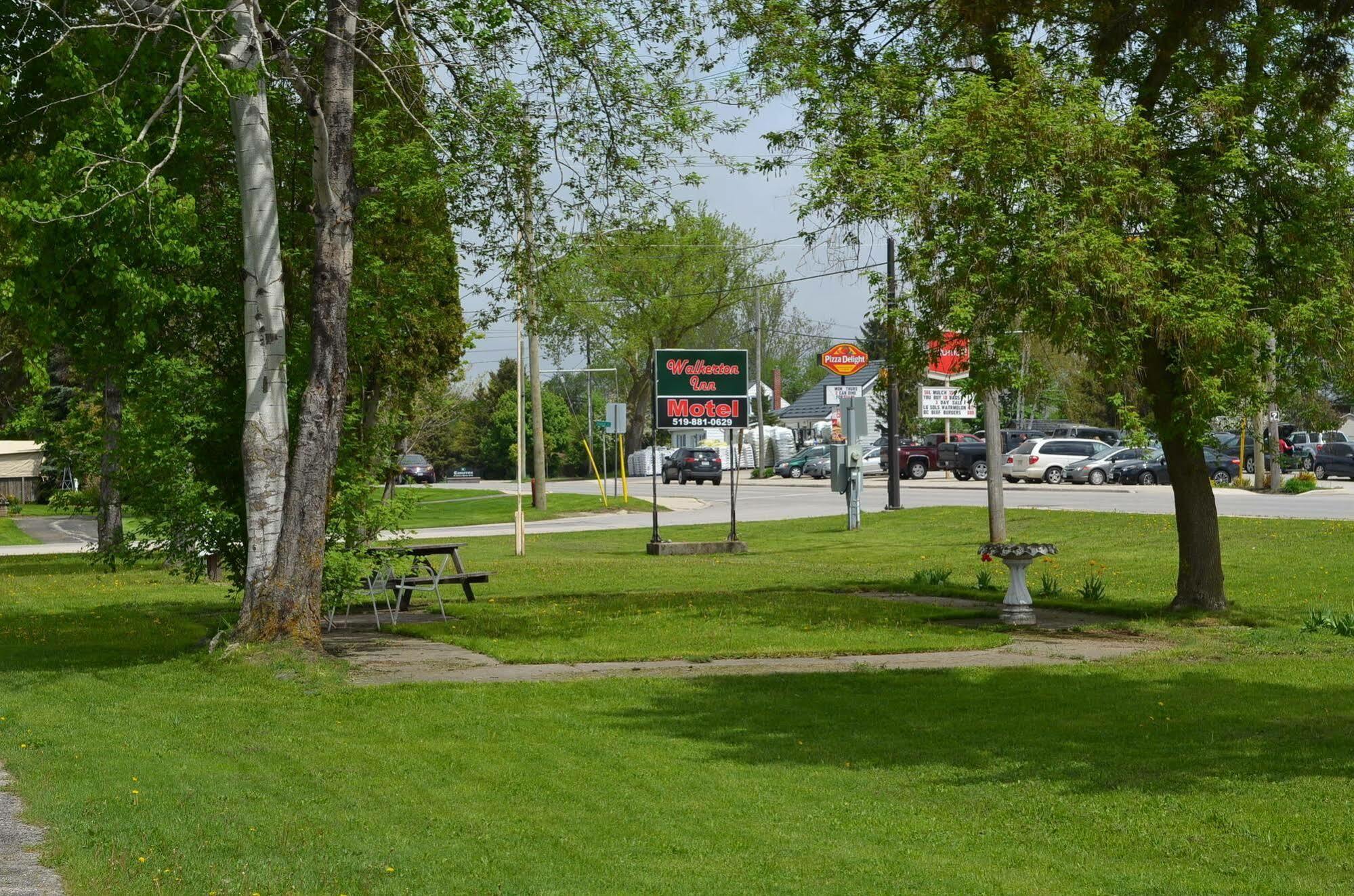 Walkerton Inn Motel Екстериор снимка